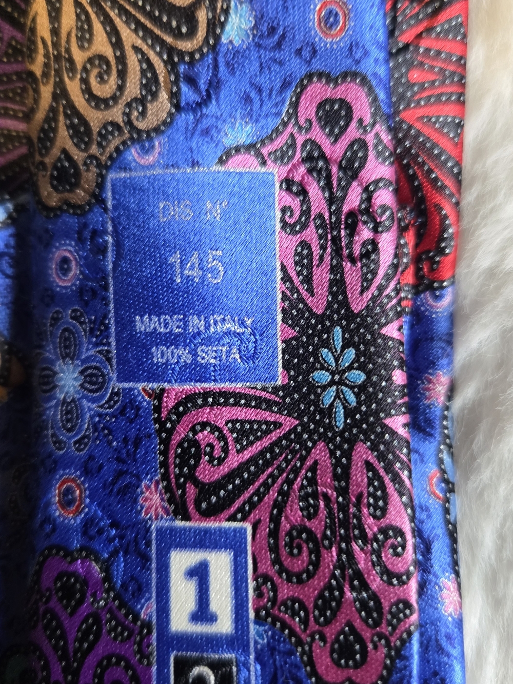 Ermenegildo Zegna Quindici Blue Tie with Multicolor Medallion Motifs - Picture 5 of 10